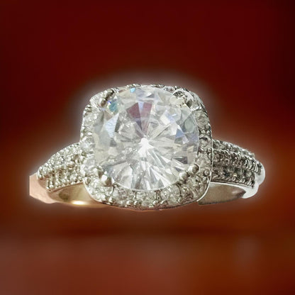 Luxe Radiance Silver-Plated Ring with Sparkling Artificial Diamond